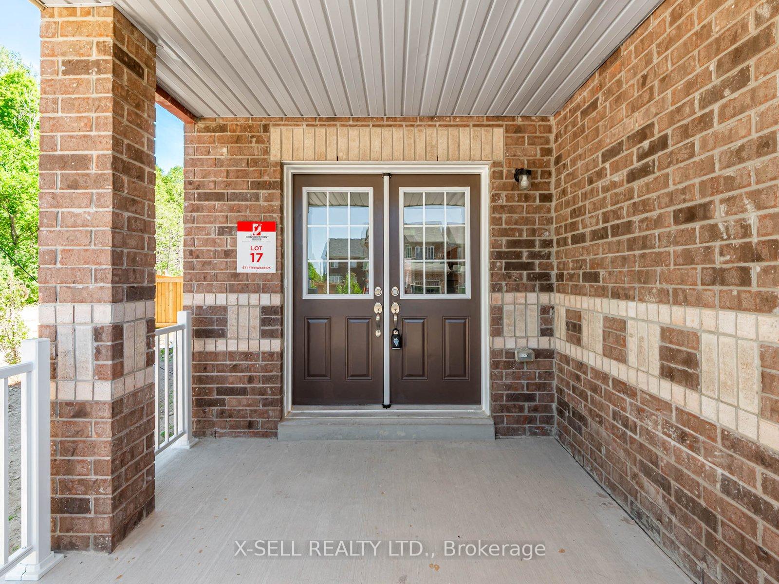 Photo 2 of 671 Fleetwood Drive, Oshawa, Eastdale — HOMEH