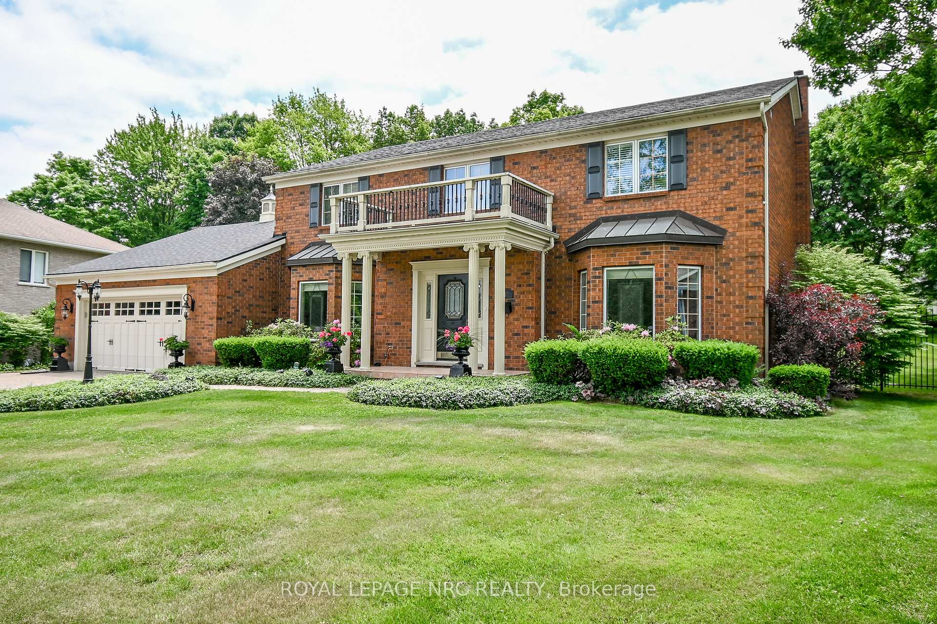 Photo 2 of 4 Shorthill Place, Pelham, Fonthill — HOMEH