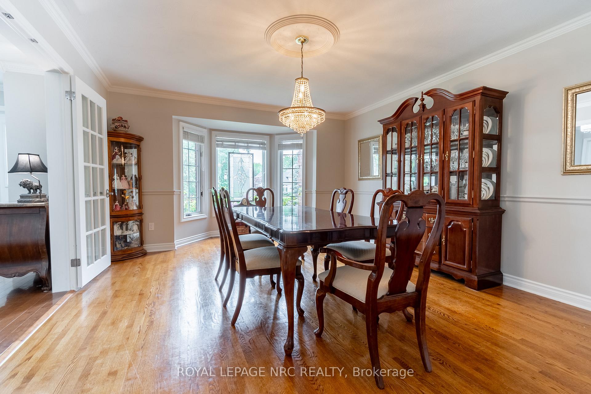 Photo 6 of 4 Shorthill Place, Pelham, Fonthill — HOMEH