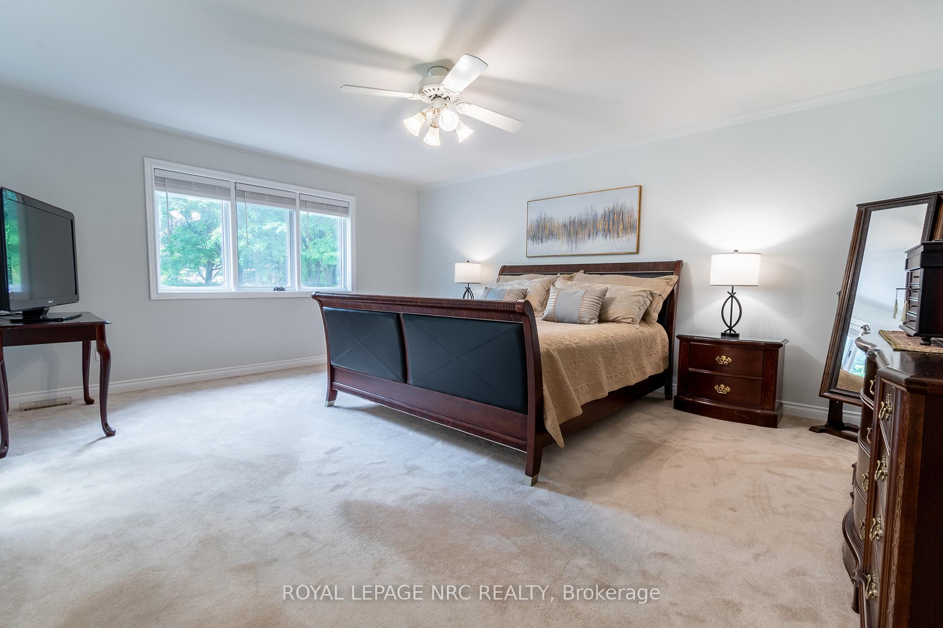 Photo 21 of 4 Shorthill Place, Pelham, Fonthill — HOMEH