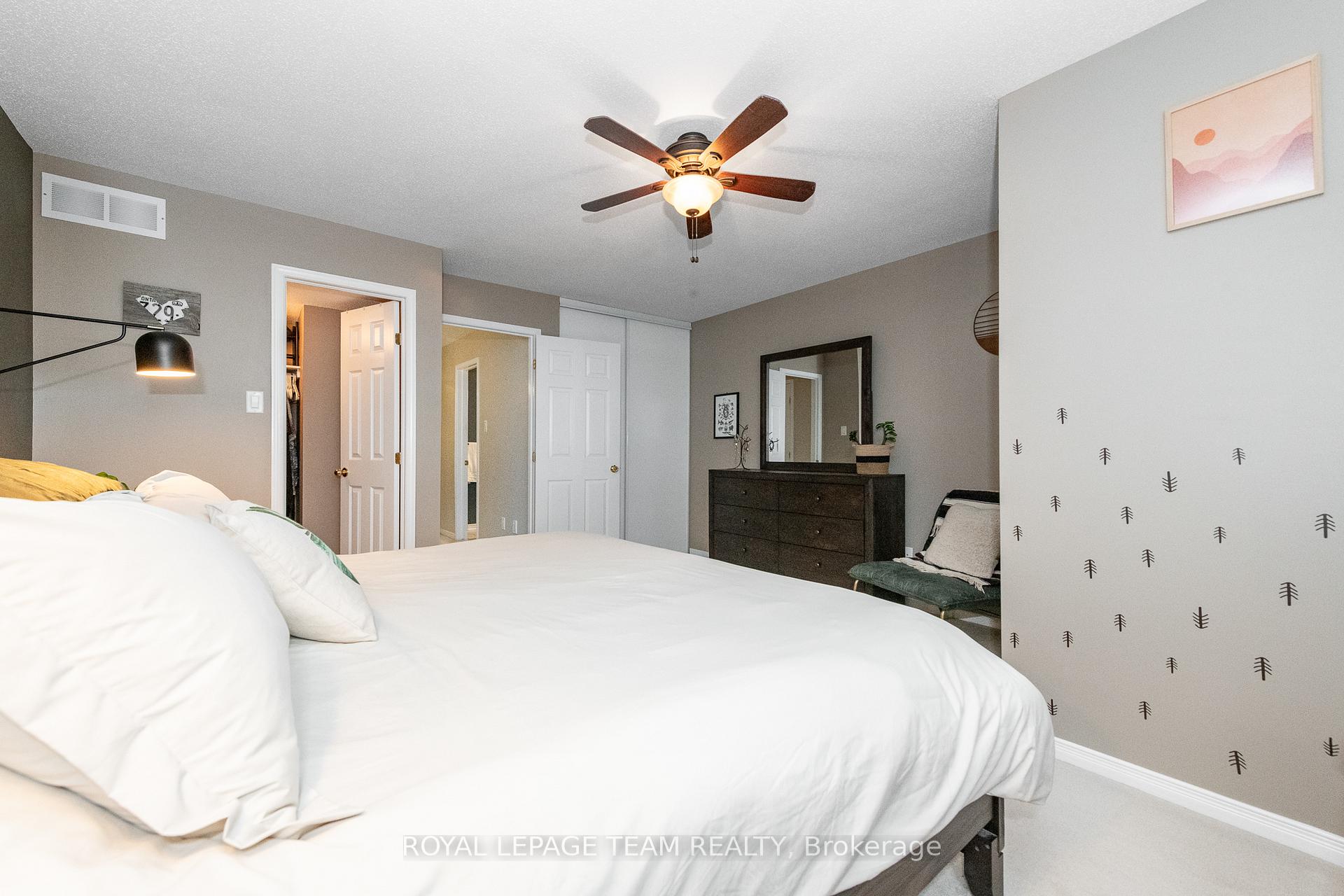 Photo 18 of 126 Wharhol Private, Ottawa, Westcliffe Estates — HOMEH