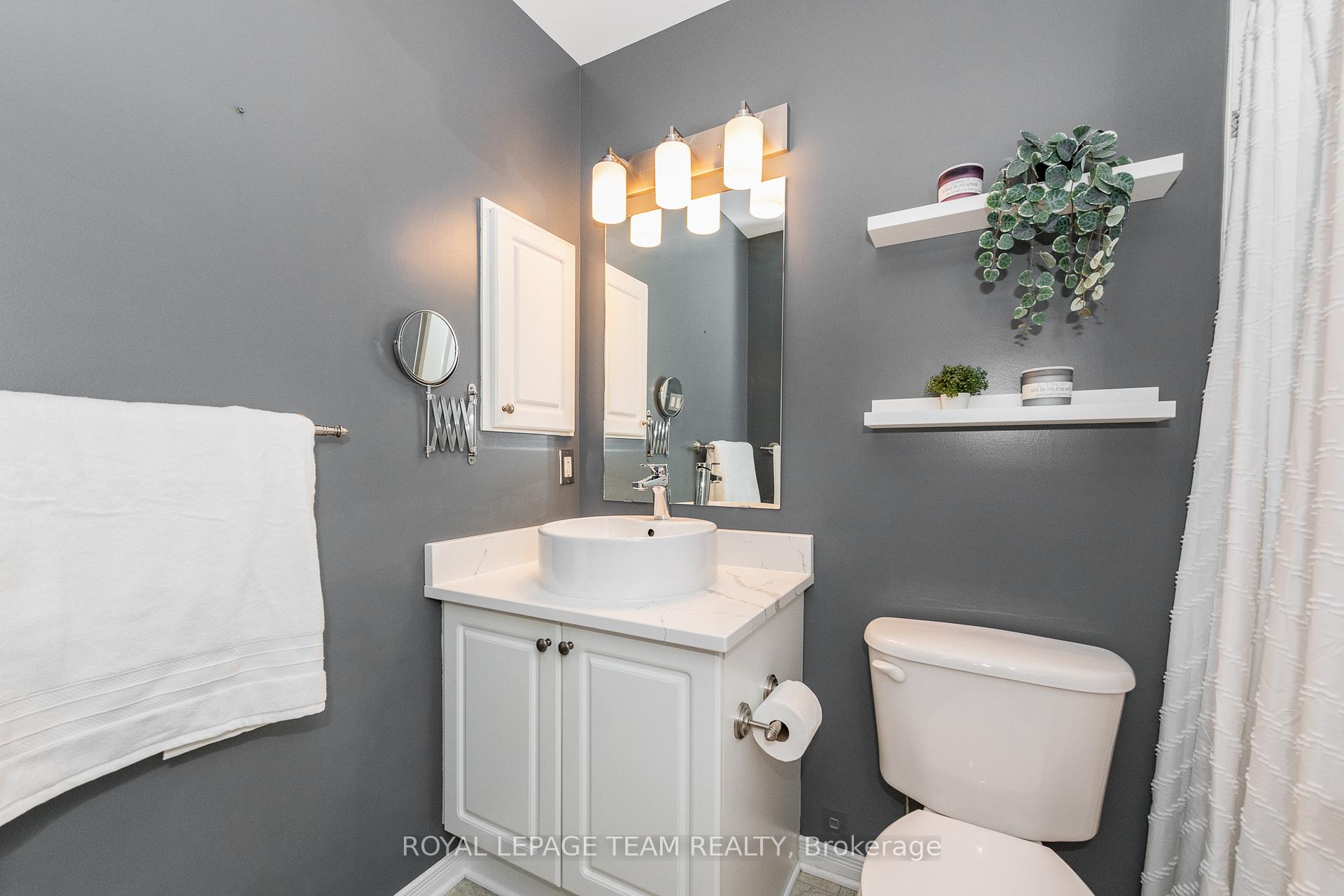 Photo 26 of 126 Wharhol Private, Ottawa, Westcliffe Estates — HOMEH