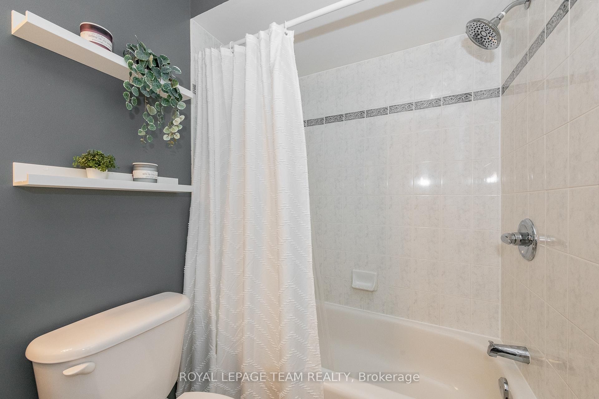 Photo 29 of 126 Wharhol Private, Ottawa, Westcliffe Estates — HOMEH