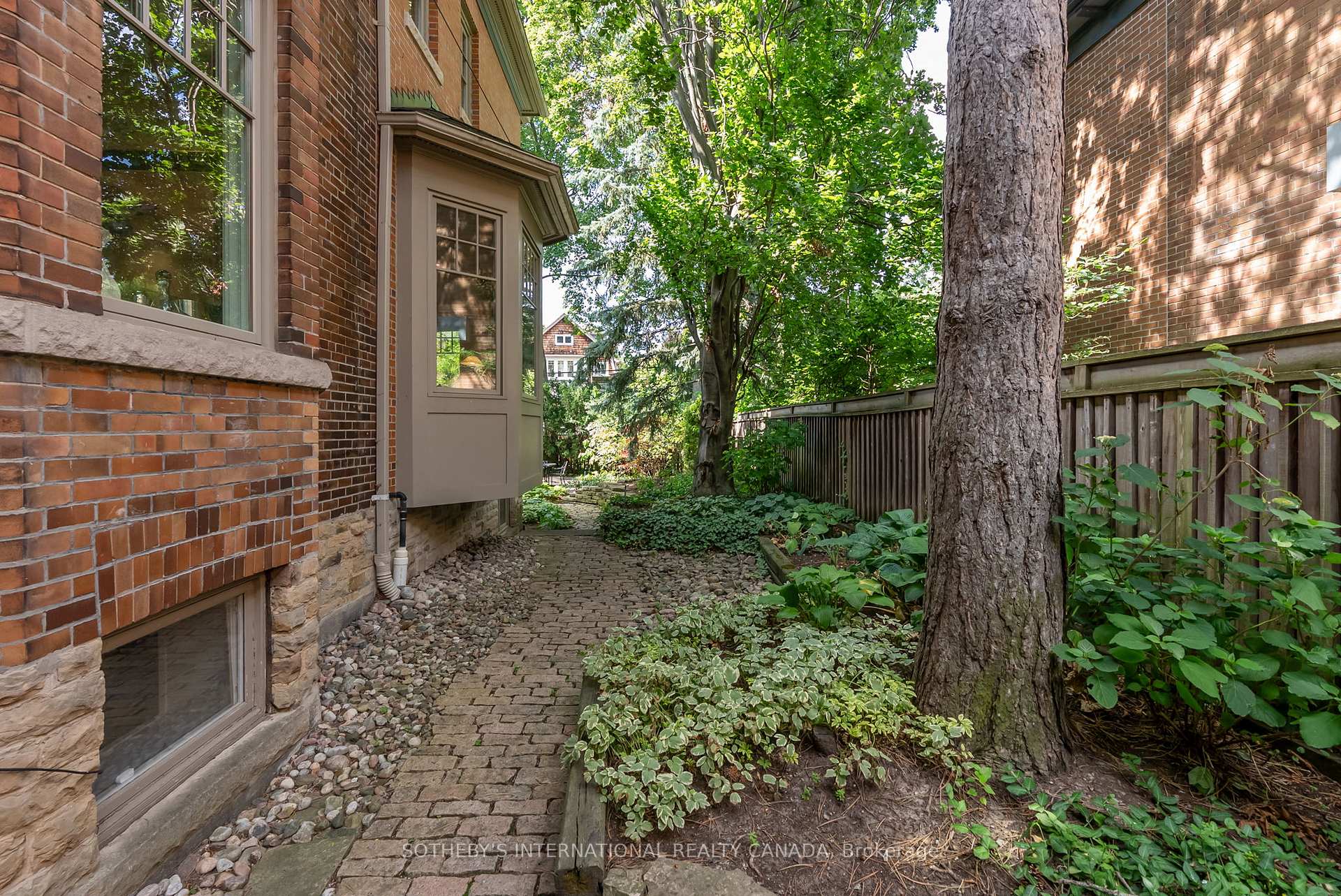 Photo 18 of 58 Lytton Boulevard, Toronto, Lawrence Park South — HOMEH