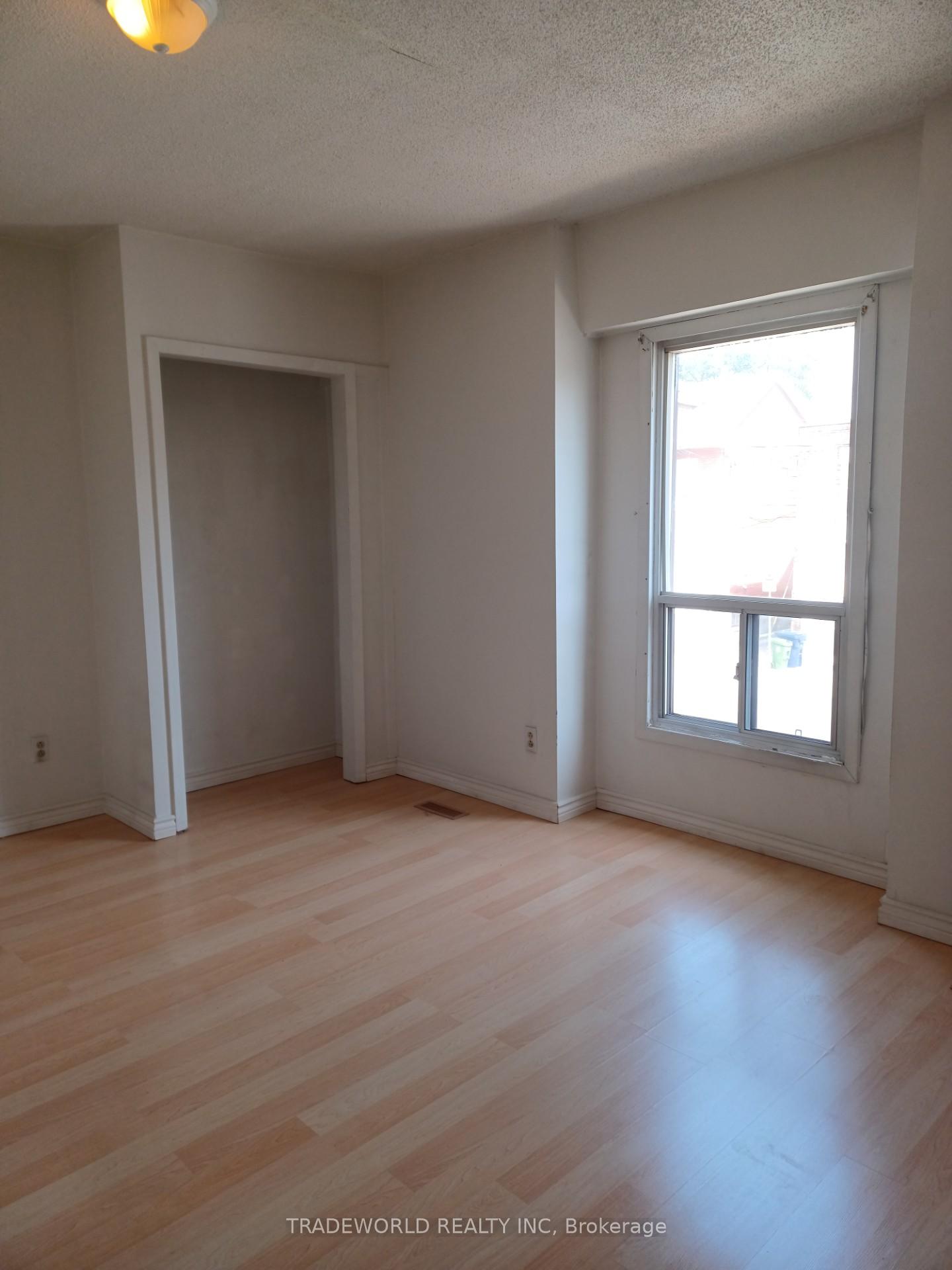 Photo 11 of 288 Jones Avenue, Toronto, South Riverdale — HOMEH