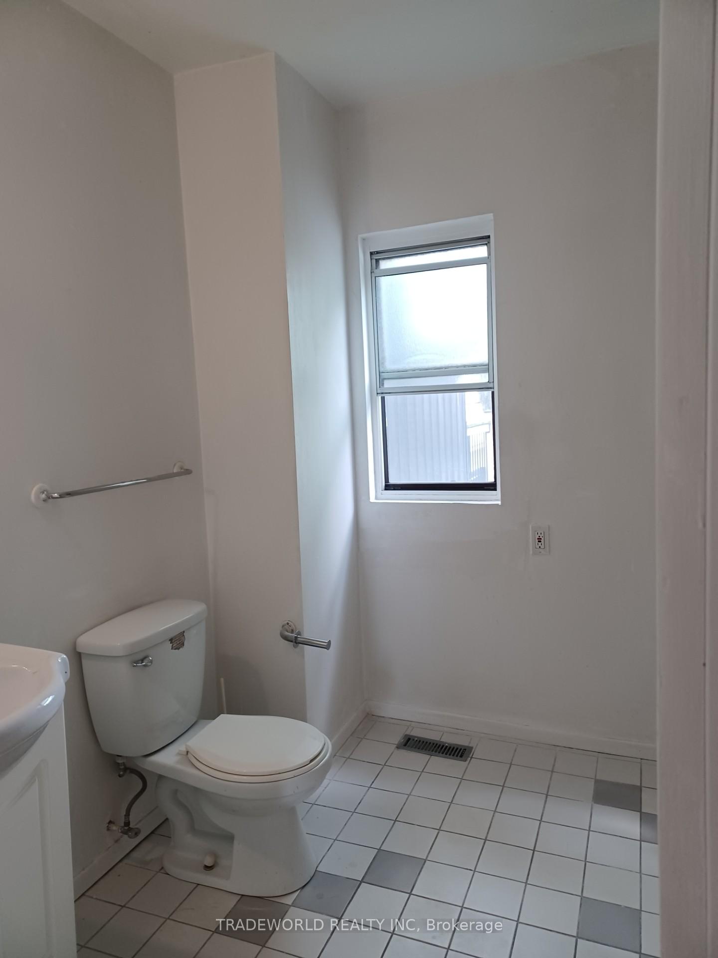 Photo 6 of 288 Jones Avenue, Toronto, South Riverdale — HOMEH