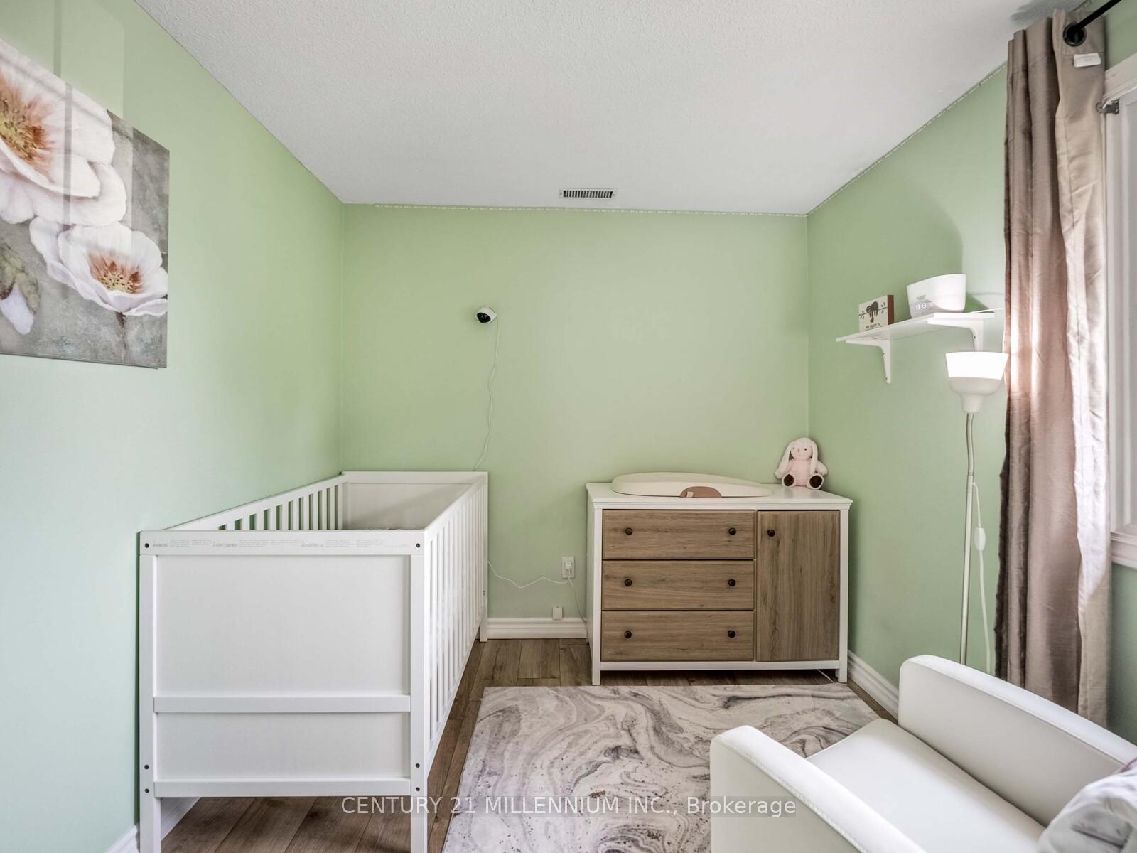 Photo 19 of 18 Greenhills Square, Brampton, Northgate — HOMEH