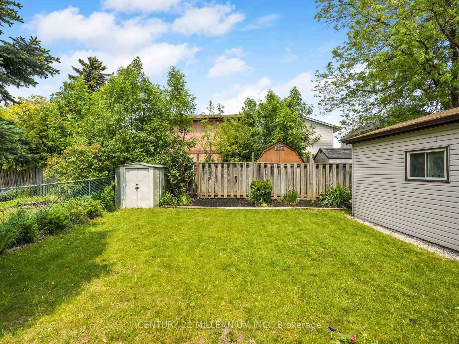 Photo 36 of 18 Greenhills Square, Brampton, Northgate — HOMEH