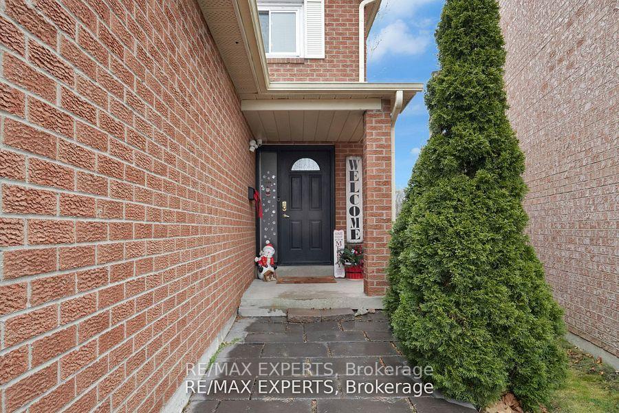 Photo 26 of 10 Cassander Crescent, Brampton, Heart Lake East — HOMEH