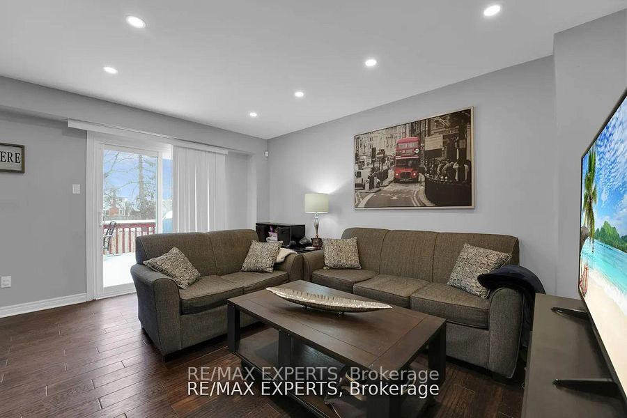 Photo 32 of 10 Cassander Crescent, Brampton, Heart Lake East — HOMEH