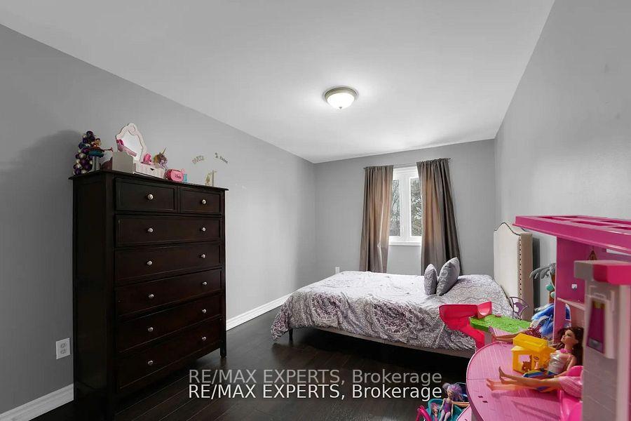 Photo 23 of 10 Cassander Crescent, Brampton, Heart Lake East — HOMEH