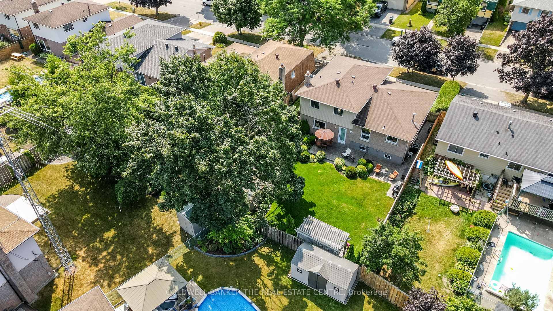 Photo 8 of 60 Chieftain Crescent, Barrie, Allandale Heights — HOMEH