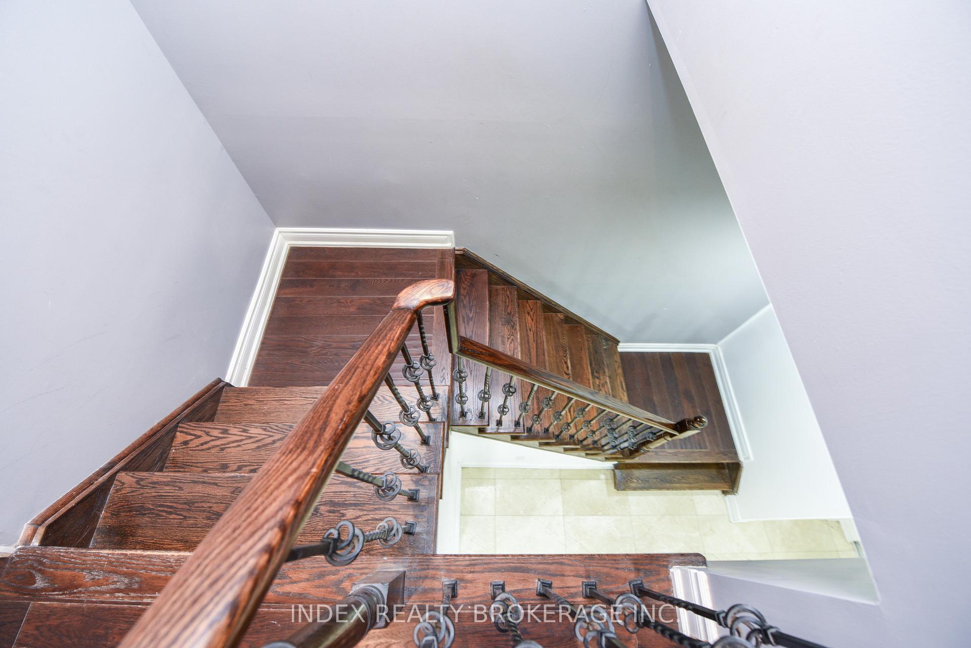 Photo 33 of 203 Richvale Drive S, Brampton, Heart Lake East — HOMEH