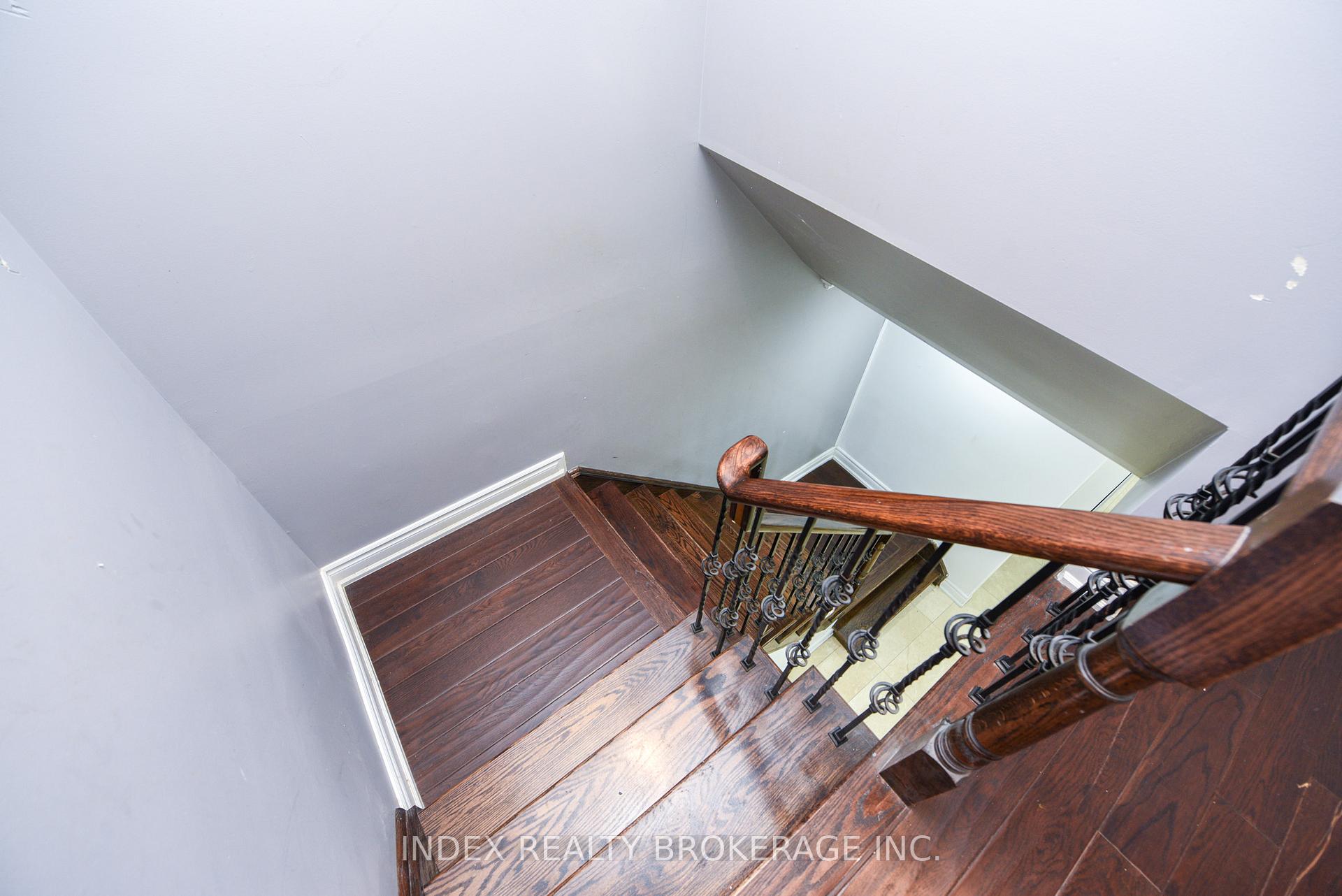 Photo 36 of 203 Richvale Drive S, Brampton, Heart Lake East — HOMEH