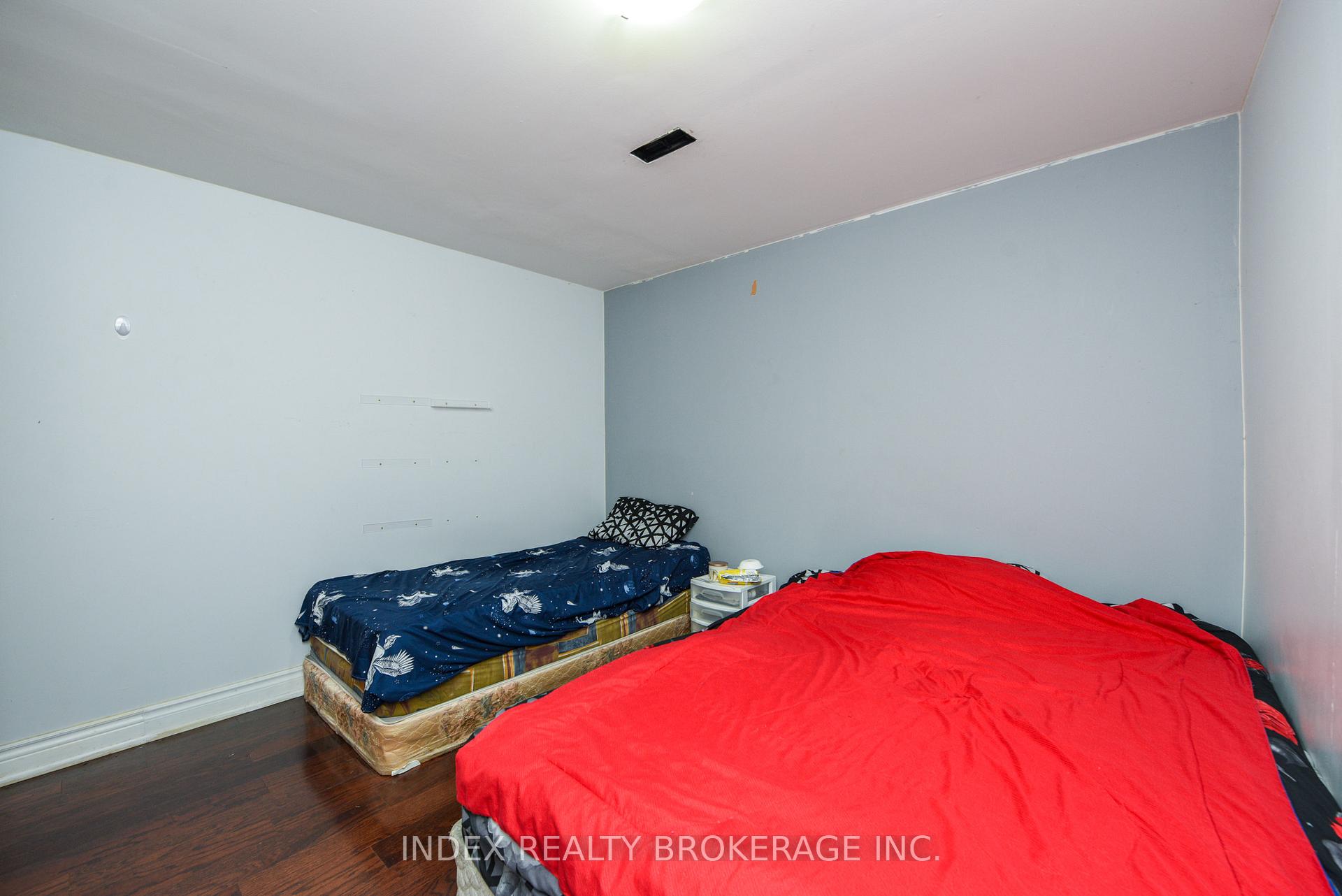Photo 34 of 203 Richvale Drive S, Brampton, Heart Lake East — HOMEH