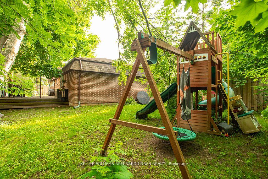 Photo 25 of 1 Birchwood Drive, Barrie, Cundles East — HOMEH