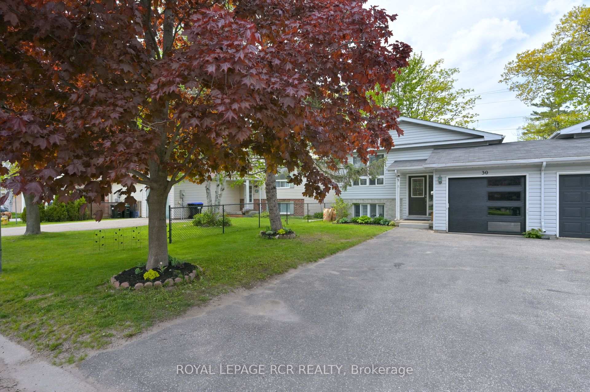 Photo 5 of 30 Dyer Drive, Wasaga Beach — HOMEH