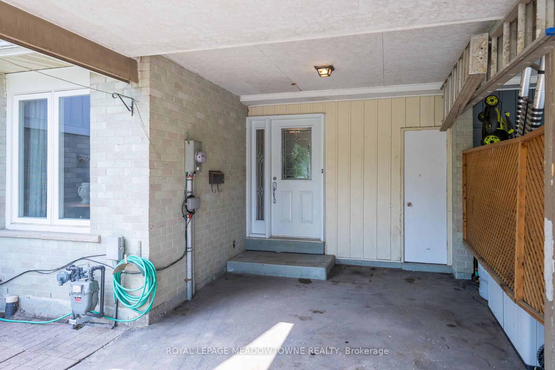 Photo 12 of 48 Elmvale Avenue, Brampton, Heart Lake West — HOMEH