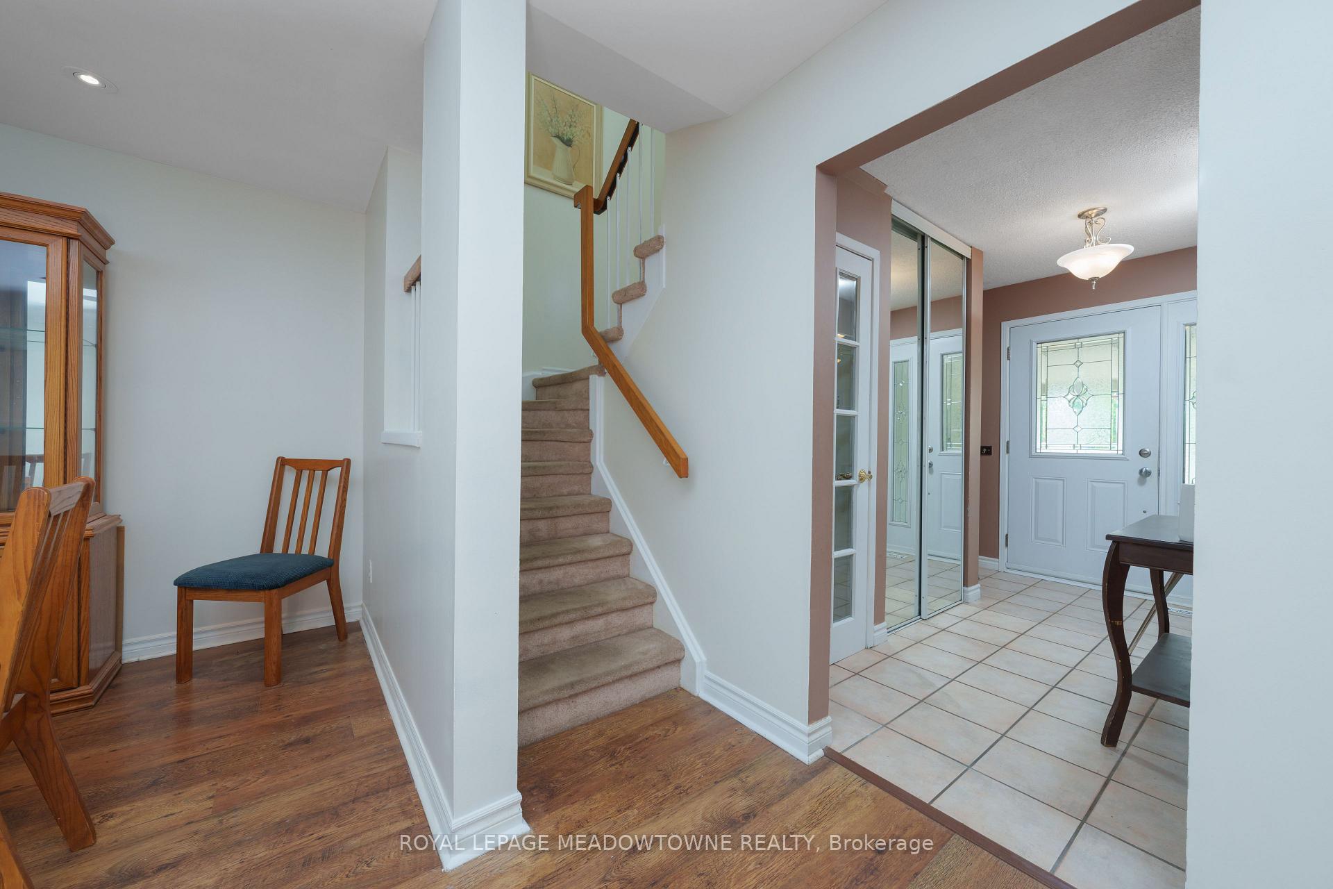 Photo 30 of 48 Elmvale Avenue, Brampton, Heart Lake West — HOMEH