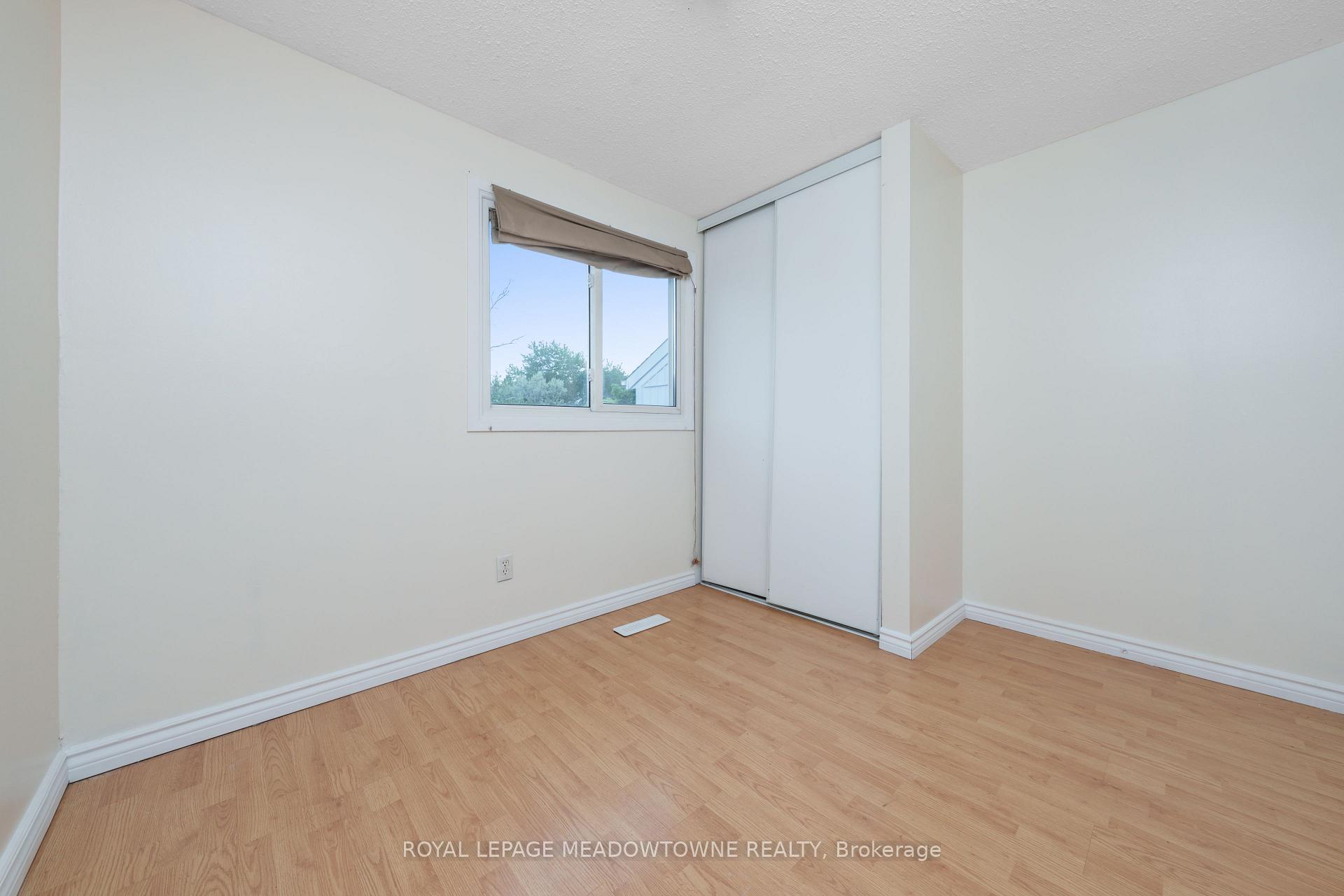 Photo 22 of 48 Elmvale Avenue, Brampton, Heart Lake West — HOMEH