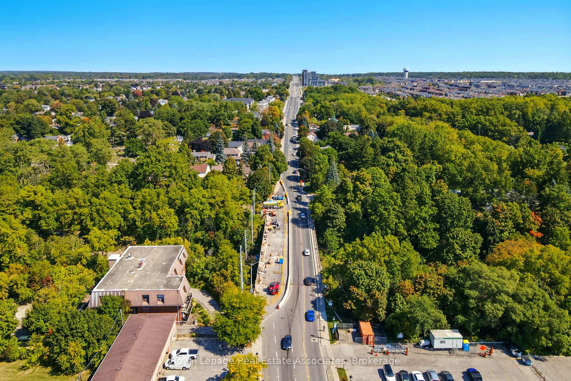 Photo 45 of 240 Mill Street N, Hamilton, Waterdown — HOMEH