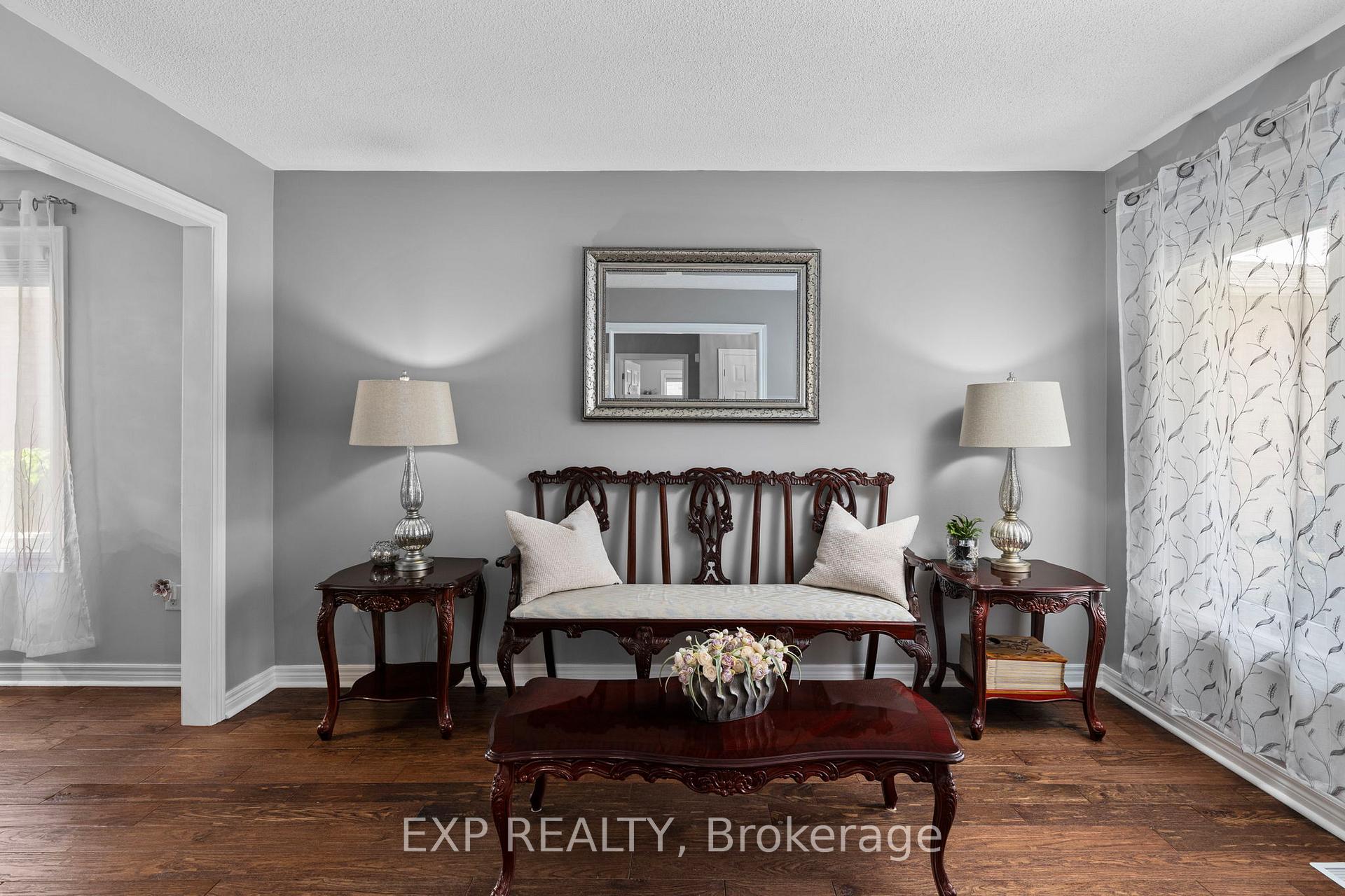 Photo 12 of 90 Bishop Drive, Barrie, Ardagh — HOMEH