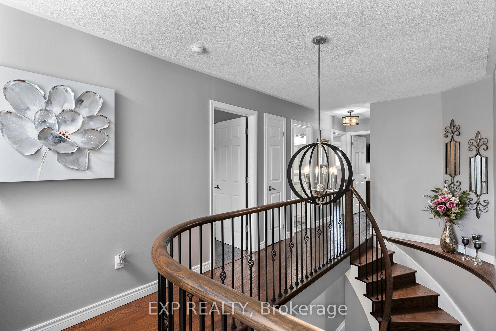 Photo 15 of 90 Bishop Drive, Barrie, Ardagh — HOMEH
