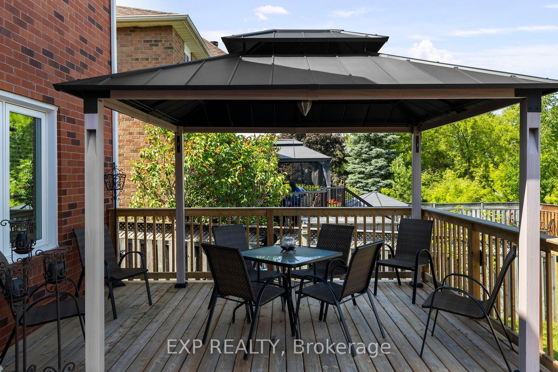 Photo 34 of 90 Bishop Drive, Barrie, Ardagh — HOMEH