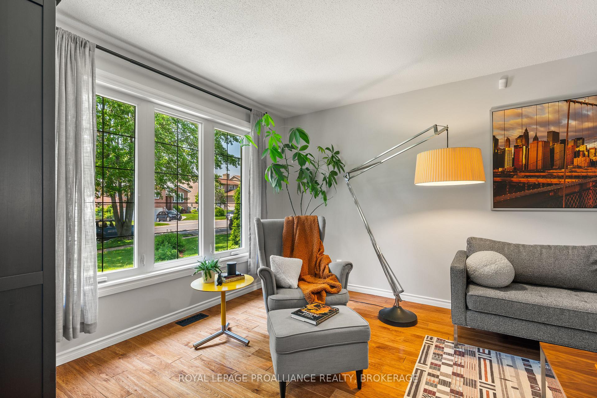Photo 5 of 1105 Dillingham Street, Kingston, North of Taylor-Kidd Blvd — HOMEH