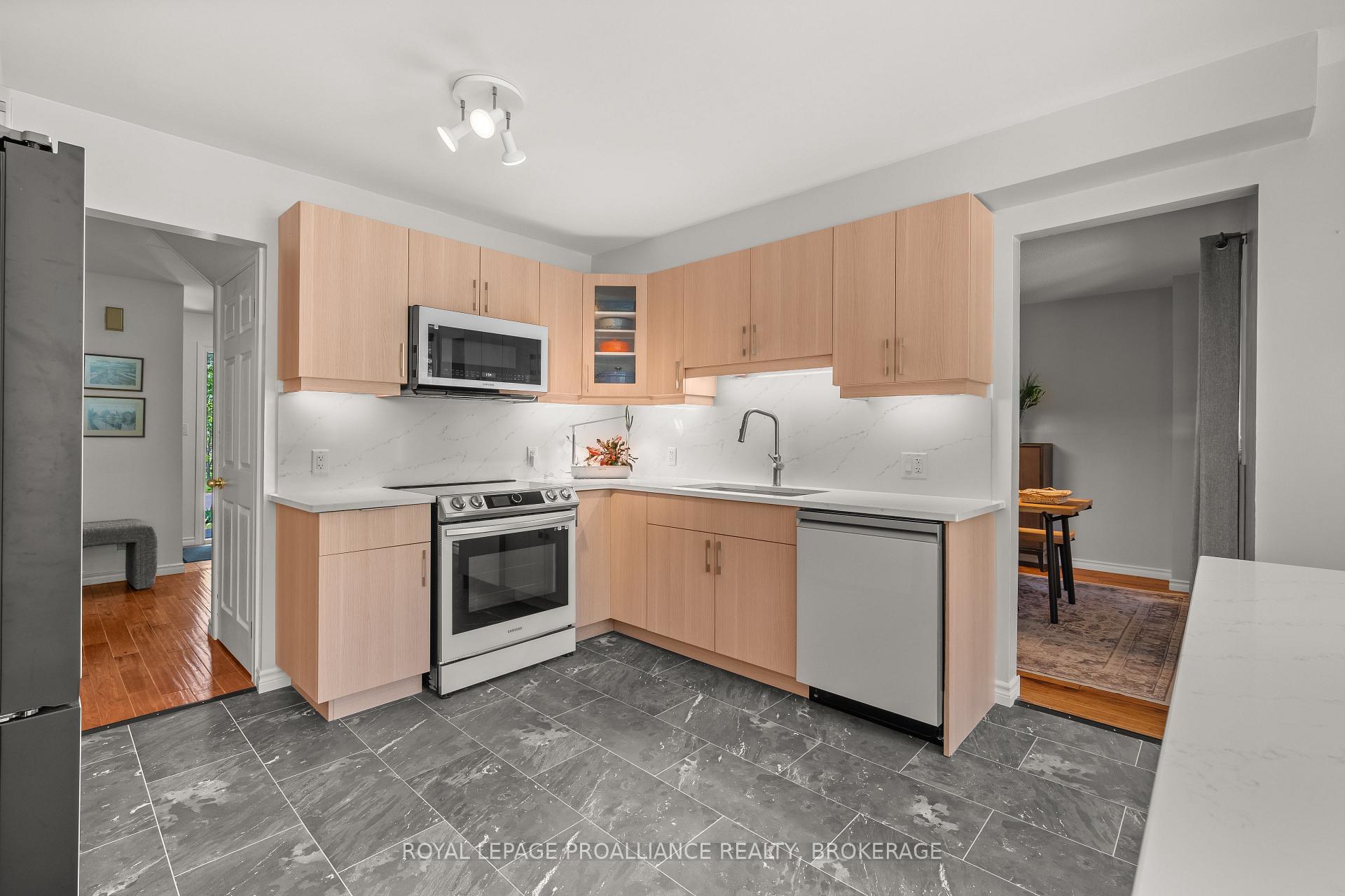 Photo 11 of 1105 Dillingham Street, Kingston, North of Taylor-Kidd Blvd — HOMEH
