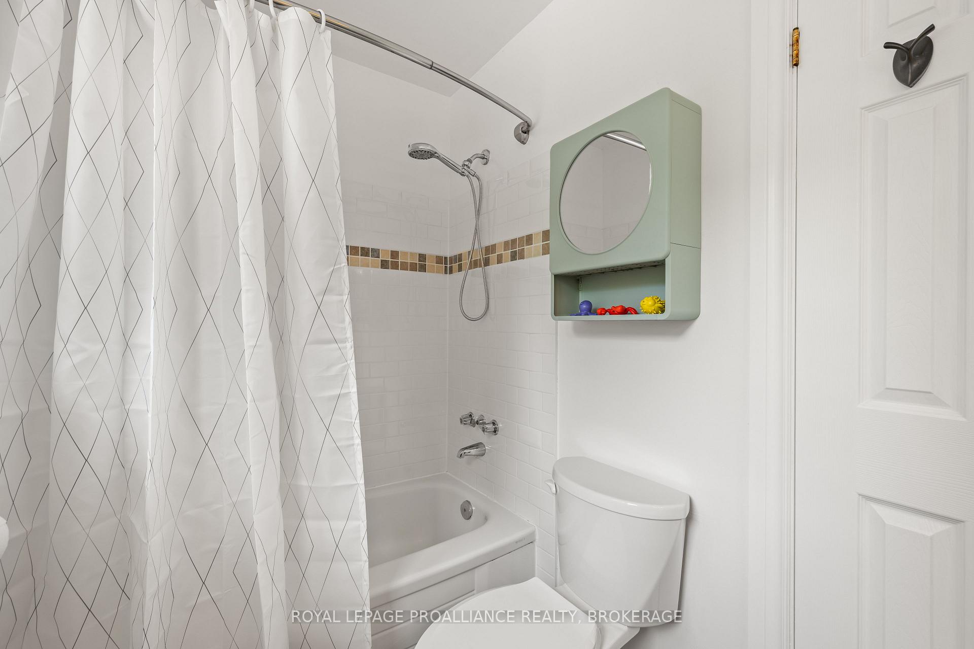 Photo 33 of 1105 Dillingham Street, Kingston, North of Taylor-Kidd Blvd — HOMEH