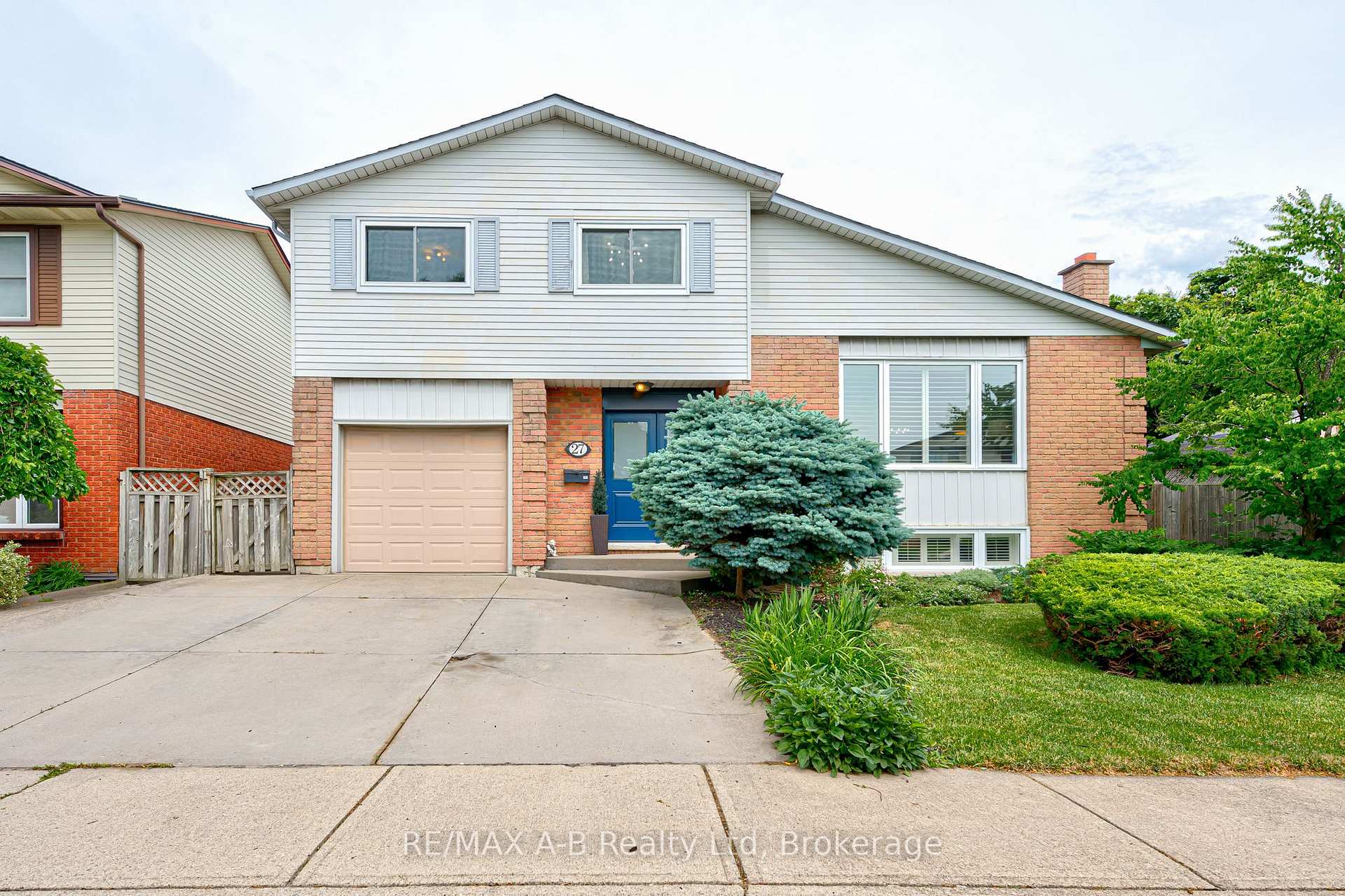 Photo 1 of 27 Basin Crescent, Hamilton, Berrisfield — HOMEH