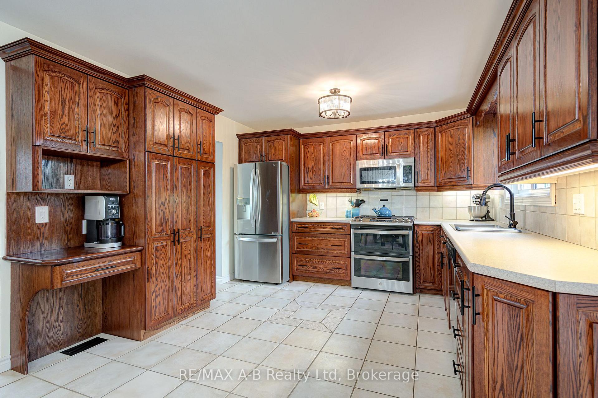 Photo 5 of 27 Basin Crescent, Hamilton, Berrisfield — HOMEH