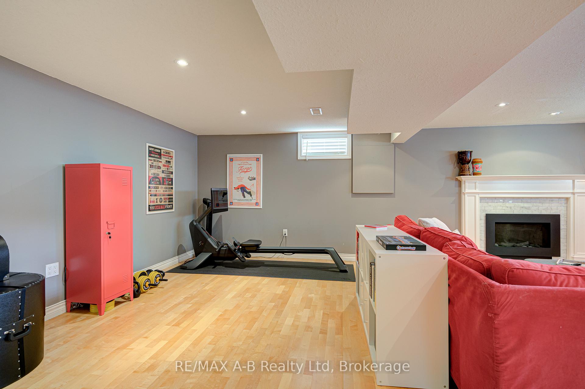 Photo 19 of 27 Basin Crescent, Hamilton, Berrisfield — HOMEH