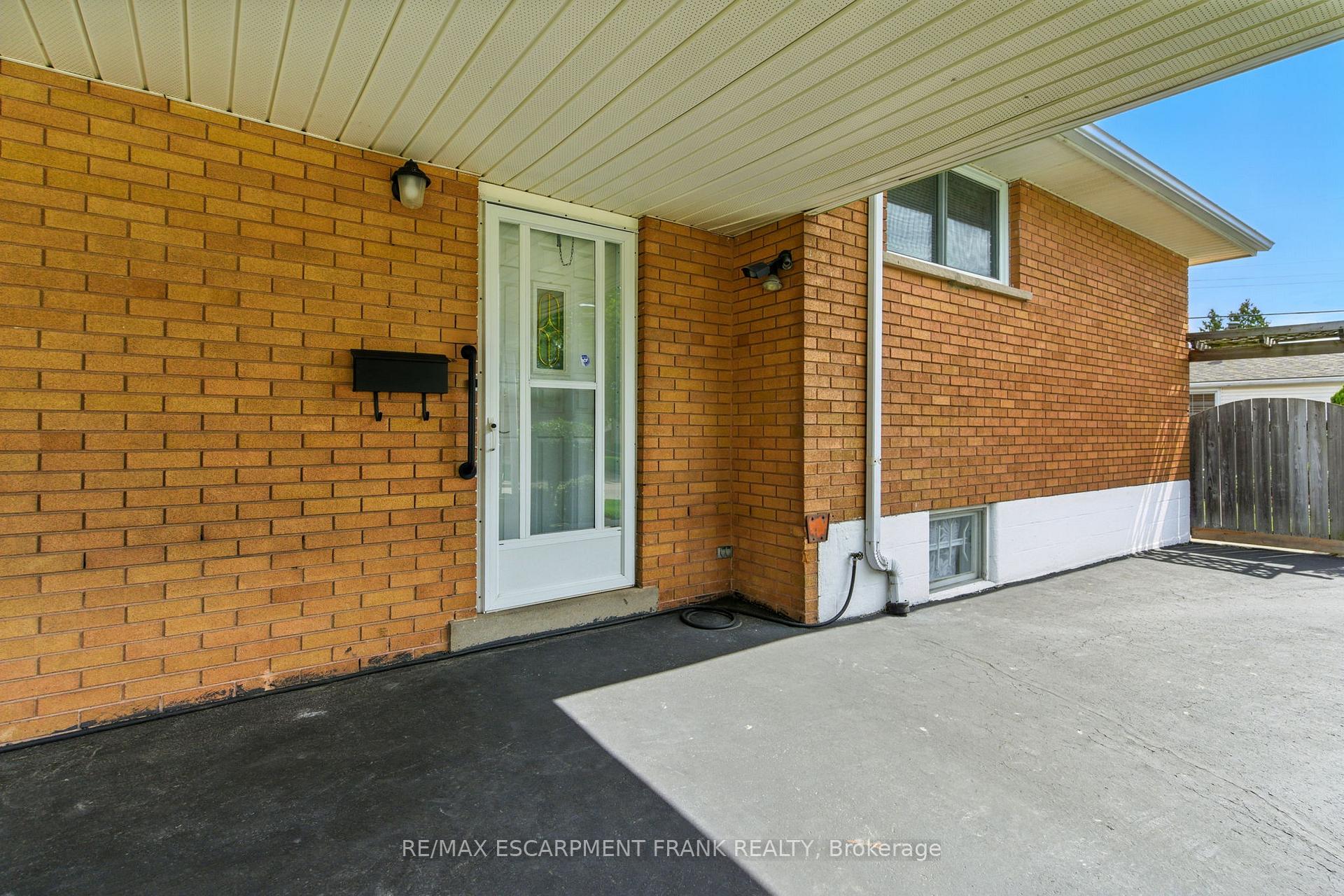 Photo 2 of 24 Meadowlark Drive, Hamilton, Bruleville — HOMEH