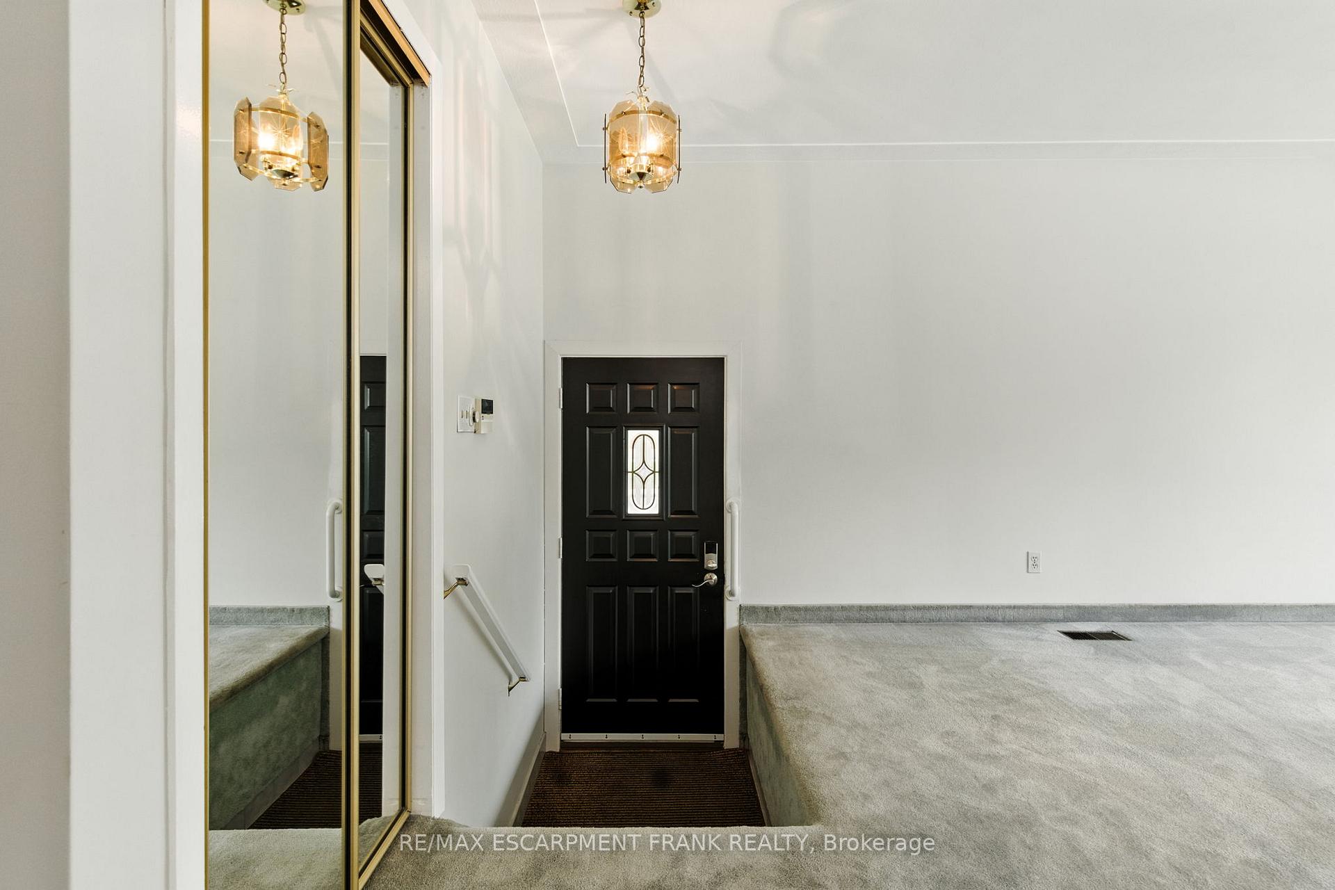 Photo 17 of 24 Meadowlark Drive, Hamilton, Bruleville — HOMEH