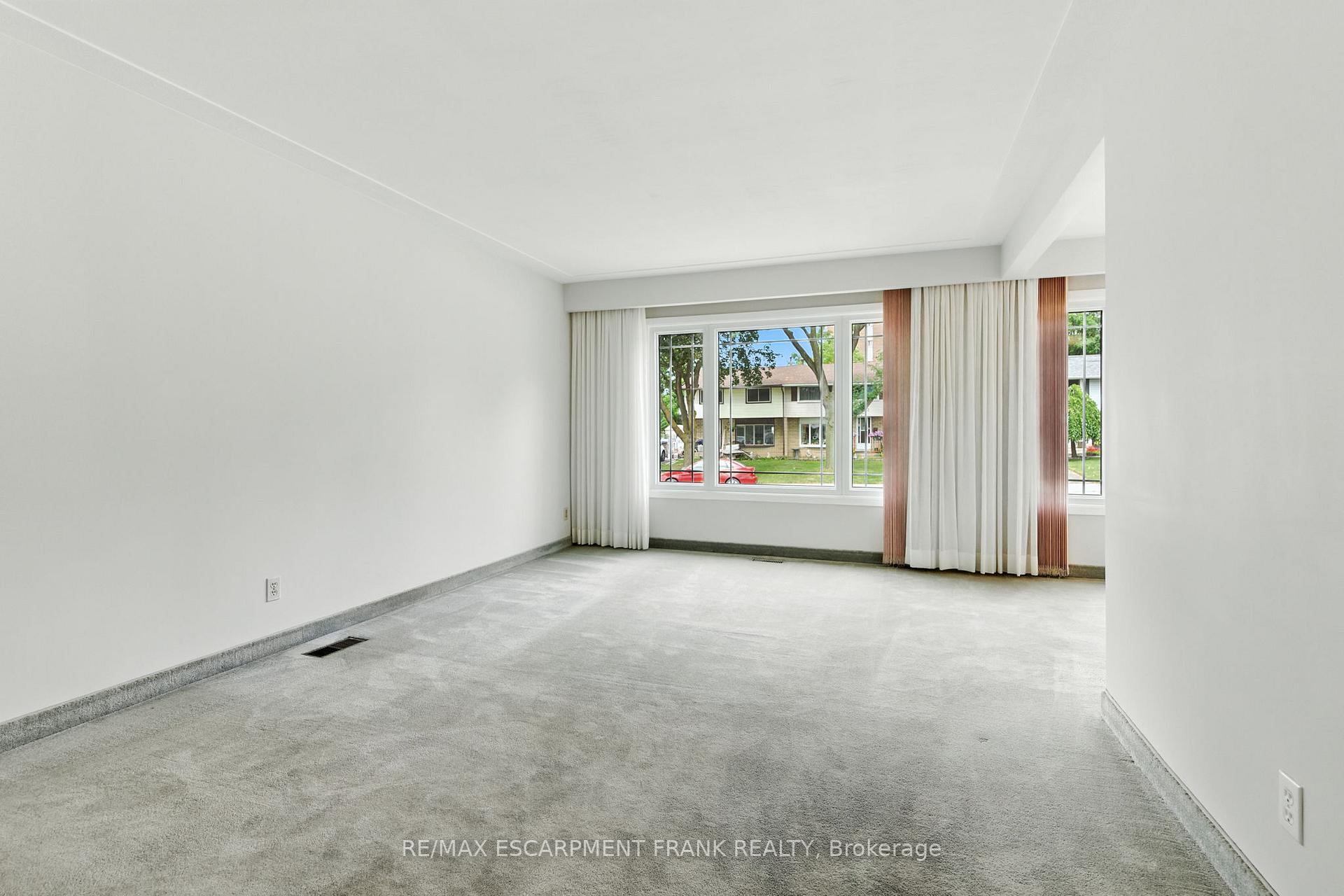 Photo 9 of 24 Meadowlark Drive, Hamilton, Bruleville — HOMEH