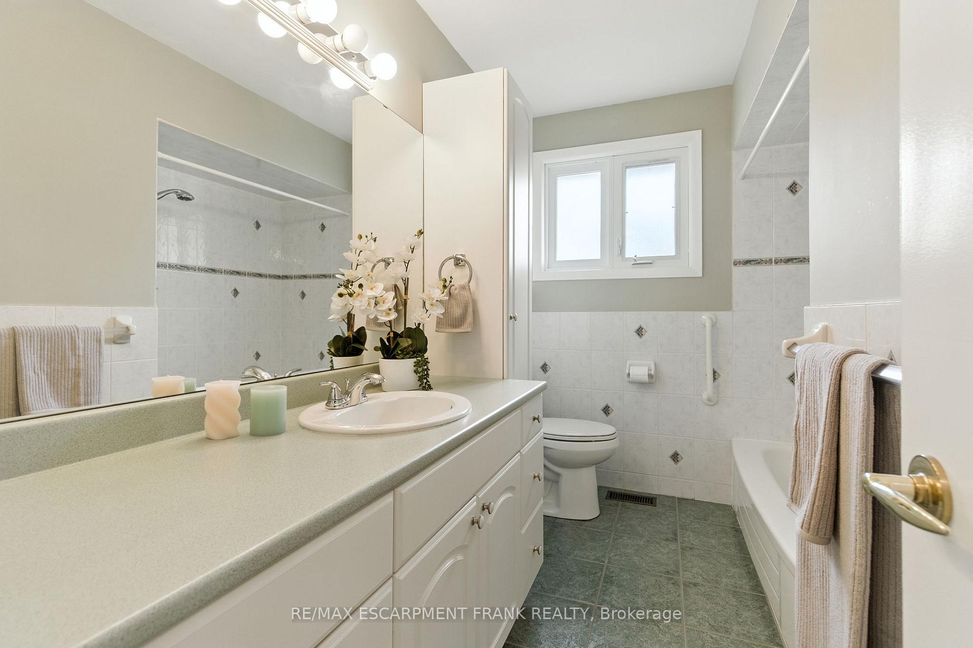 Photo 18 of 24 Meadowlark Drive, Hamilton, Bruleville — HOMEH