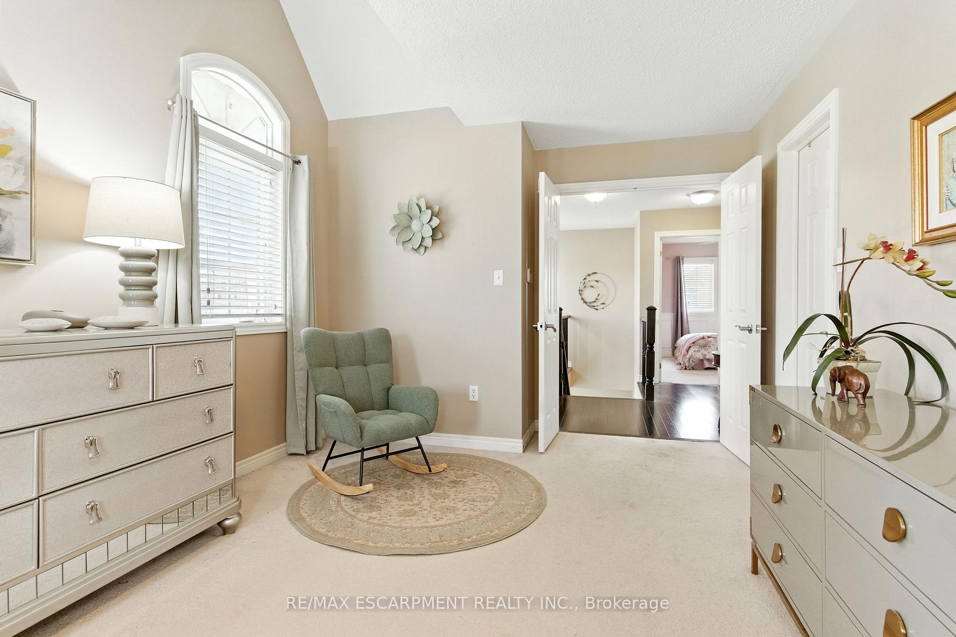 Photo 32 of 115 Skinner Road, Hamilton, Waterdown — HOMEH