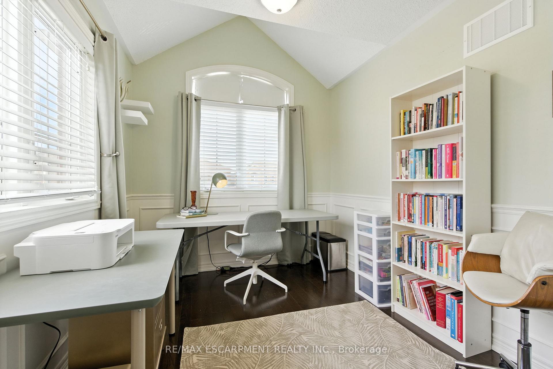 Photo 28 of 115 Skinner Road, Hamilton, Waterdown — HOMEH