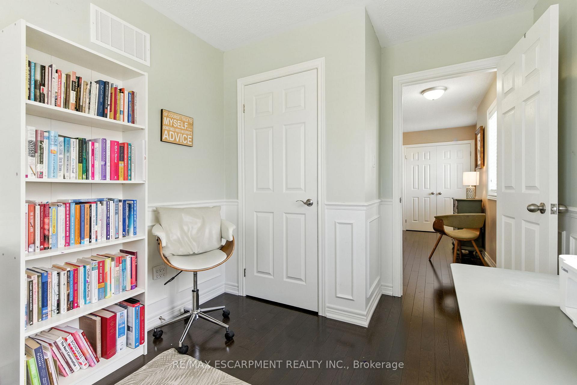 Photo 24 of 115 Skinner Road, Hamilton, Waterdown — HOMEH