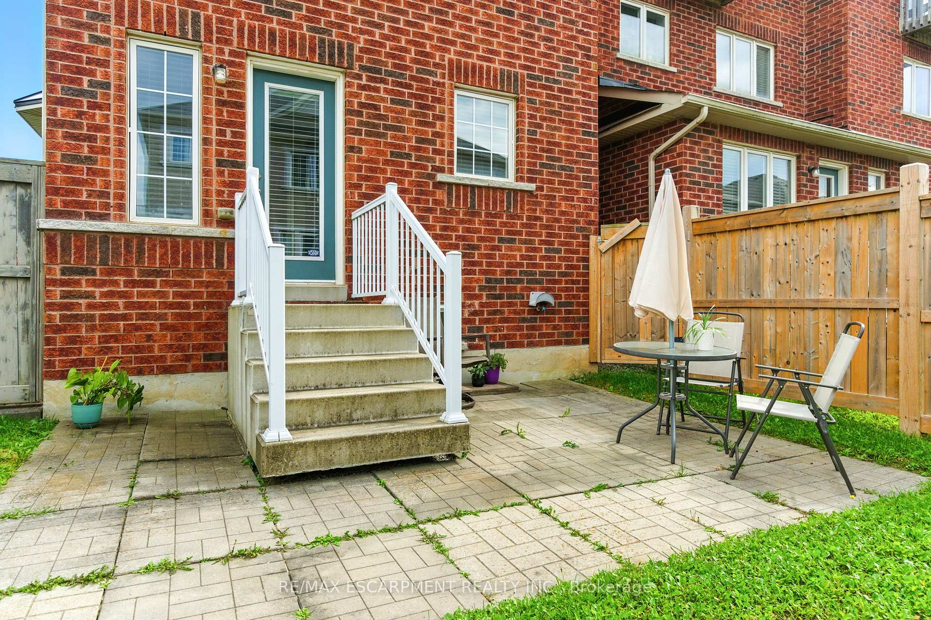 Photo 42 of 115 Skinner Road, Hamilton, Waterdown — HOMEH