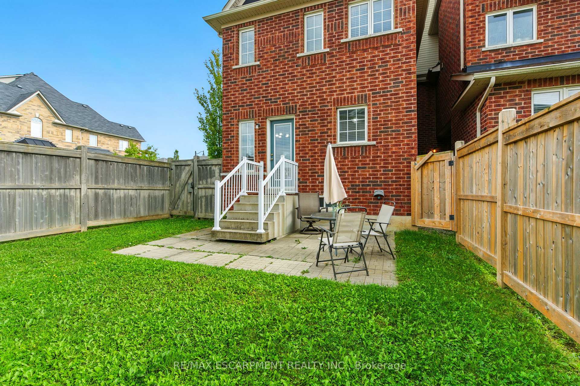 Photo 40 of 115 Skinner Road, Hamilton, Waterdown — HOMEH