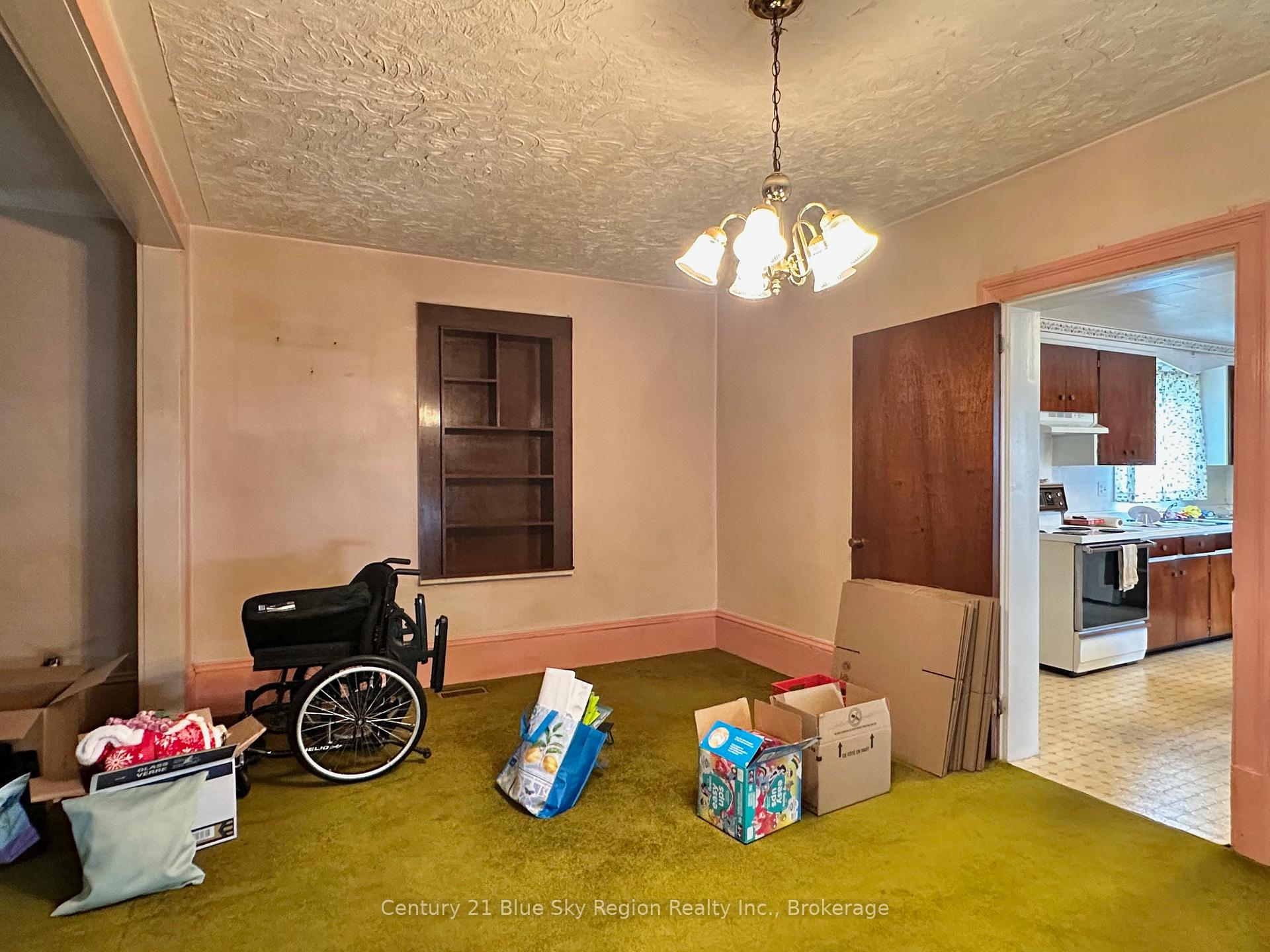 Photo 9 of 461 Brydges Street, Mattawa — HOMEH