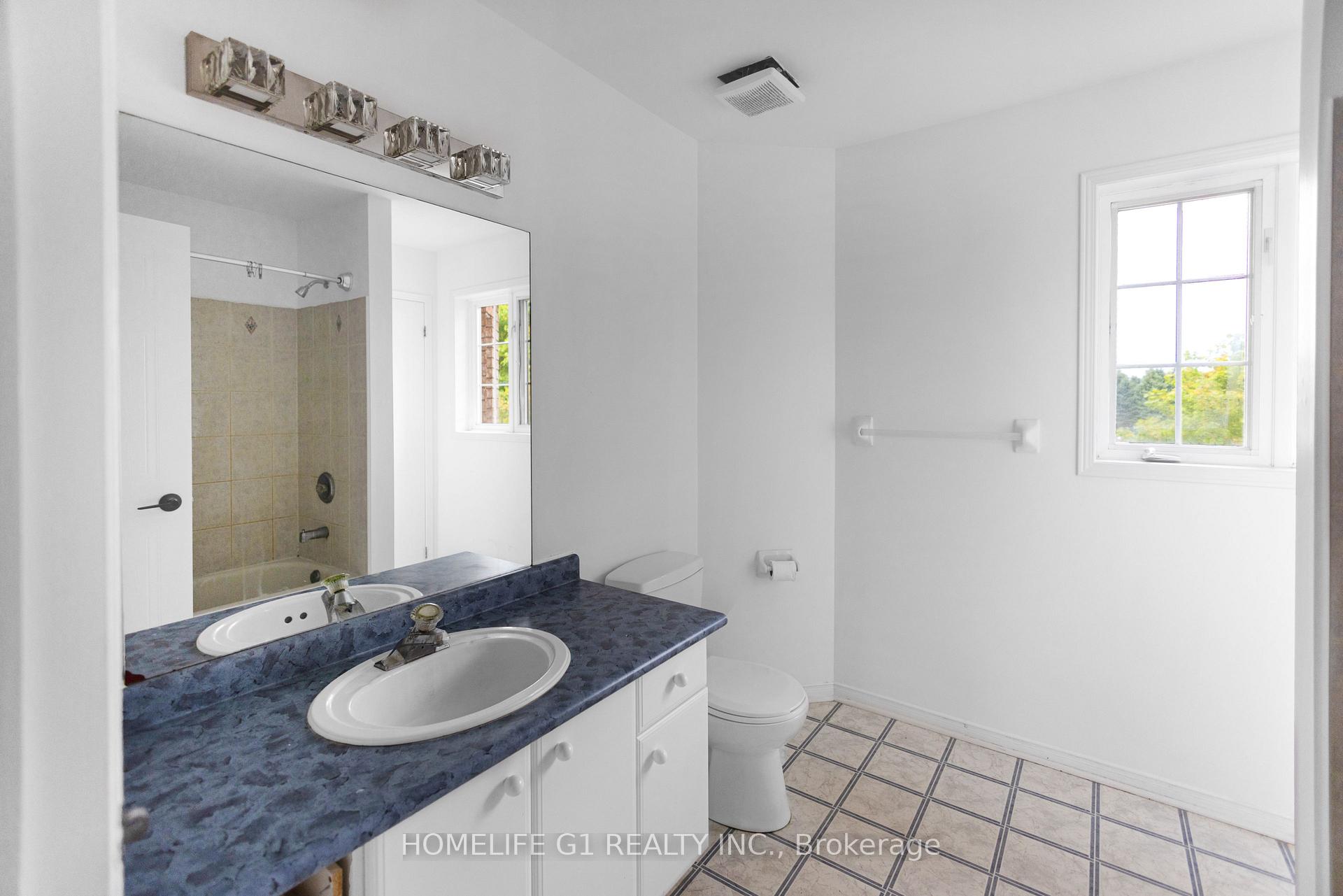 Photo 23 of 9 Hodgson Drive, Barrie, Northwest — HOMEH