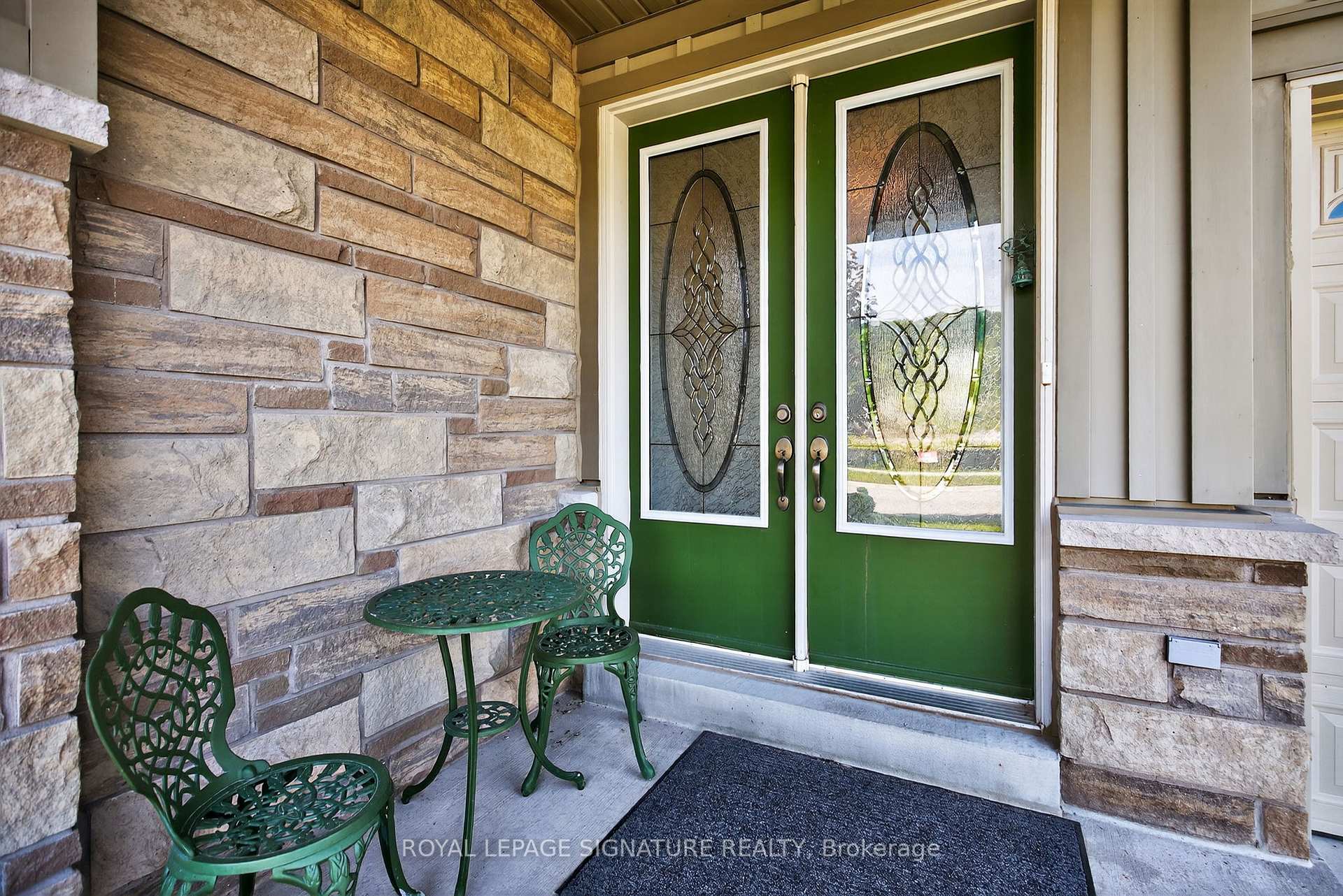 Photo 5 of 481 Bayport Boulevard, Midland — HOMEH