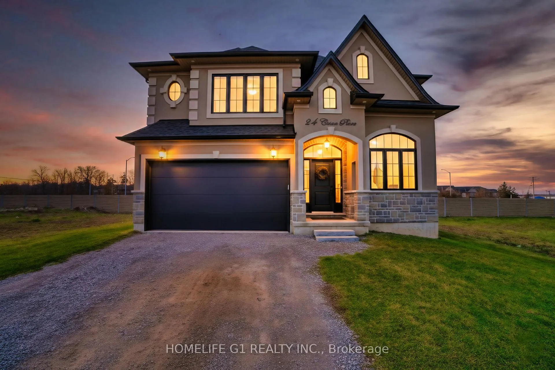 Photo 1 of 24 Cesar Place, Hamilton, Ancaster — HOMEH