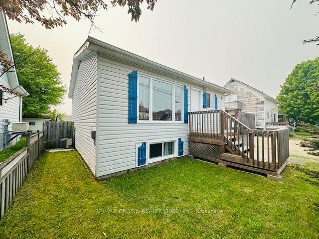 Photo 5 of 11 Cartier Avenue, Kapuskasing — HOMEH