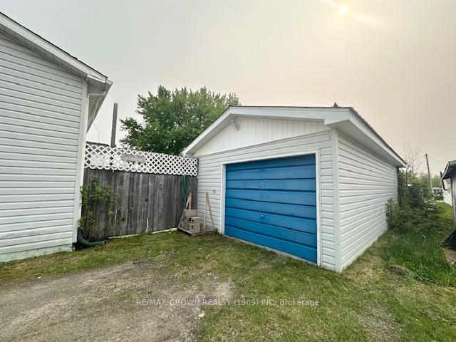 Photo 8 of 11 Cartier Avenue, Kapuskasing — HOMEH