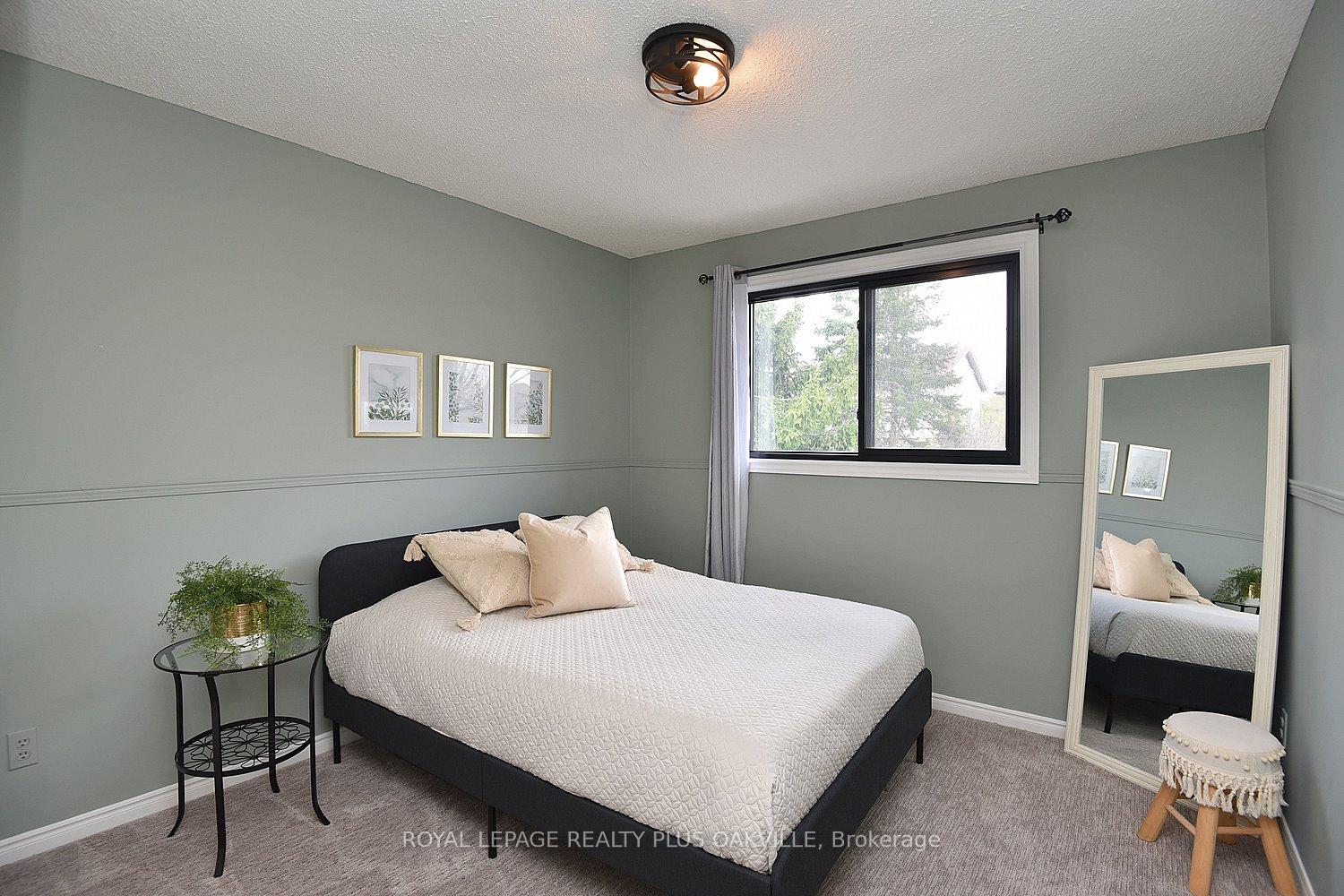 Photo 46 of 81 Jerome Park Drive, Hamilton, Dundas — HOMEH